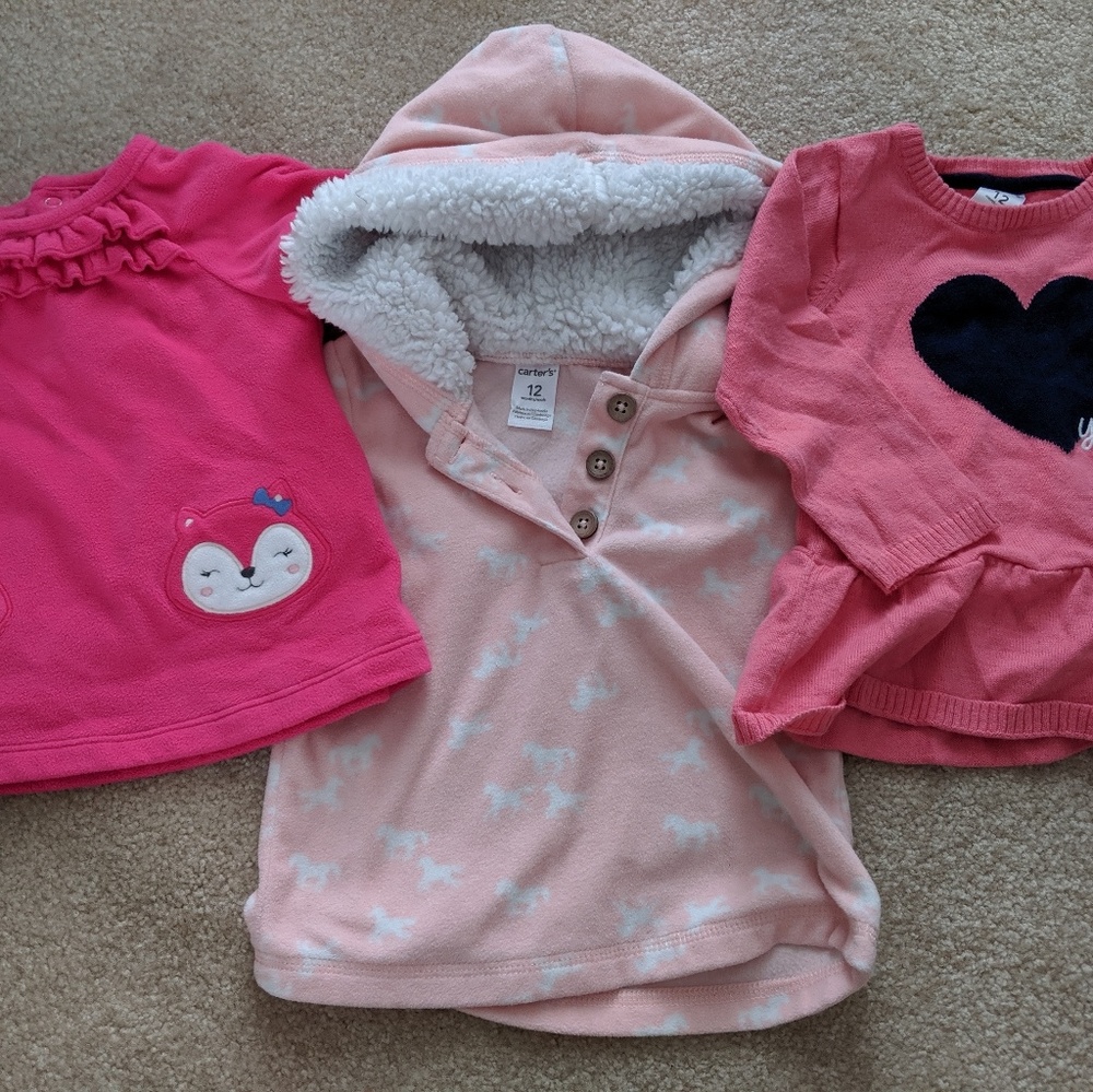 Bundle of sweaters/sweatshirts